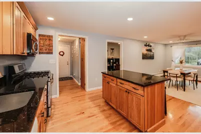 3 Sioux Avenue, Nashua, NH 03063 - Photo 6