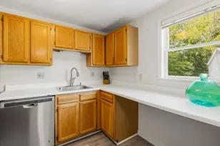 777 Middle Rd, Portsmouth, NH 03801 - Photo 14