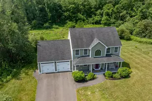 266 Kent Farm Rd, Hampstead, NH 03841 - Photo 6