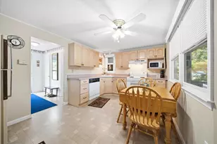54 Emerald Dr, Hillsboro, NH 03244 - Photo 18