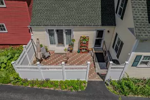 2 Thurlow St, Plymouth, NH 03264 - Photo 4