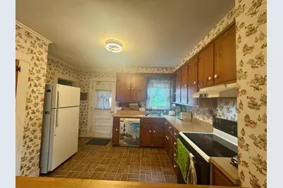 18 Blossom Street, Keene, NH 03431 - Photo 12