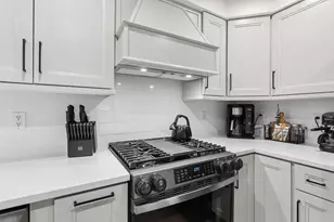 49 Wallace Dr, Dover, NH 03820 - Photo 10
