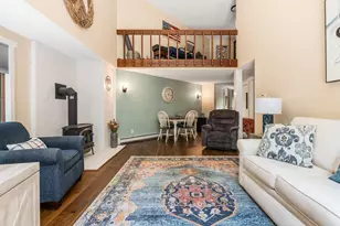76 Pleasant Dr, Grantham, NH 03753 - Photo 2