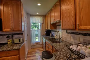 109 South St, Littleton, NH 03561 - Photo 10