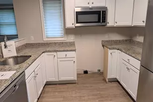 15 Bennett St, Nashua, NH 03064 - Photo 14