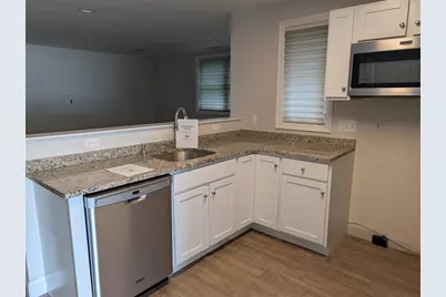15 Bennett Street, Nashua, NH 03064 - Photo 12