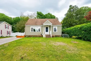 6 Howe St, Rochester, NH 03867 - Photo 2