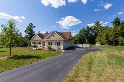 9 Windy Hollow Circle, Merrimack, NH 03054 - Photo 2