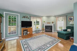 68 Barbara Ln, Hudson, NH 03051 - Photo 8