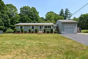73 Brown Hill Rd, Hampstead, NH 03826 - Photo 2