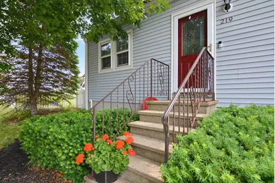 219 Rhode Island Avenue, Manchester, NH 03104 - Photo 2
