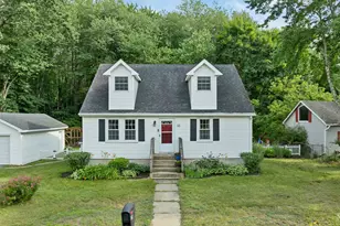 55 School St, Salem, NH 03079 - Photo 2