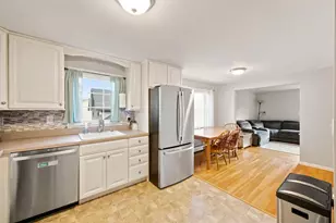 518 Central St, Manchester, NH 03103 - Photo 8