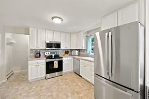 518 Central St, Manchester, NH 03103 - Photo 6