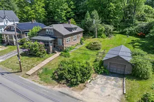31 Merrill St, Plymouth, NH 03264 - Photo 2