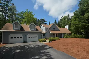 19 Walton Heath Dr, Grantham, NH 03753 - Photo 1