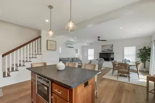 46 King St, Wolfeboro, NH 03894 - Photo 8