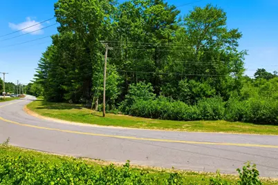36 Old County Road, Plaistow, NH 03865 - Photo 18