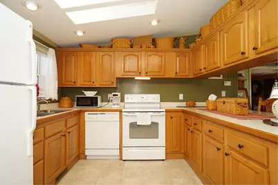 28 West Street, Salem, NH 03079 - Photo 10