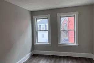 269 Cedar St, Manchester, NH 03103 - Photo 16