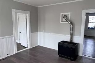 269 Cedar St, Manchester, NH 03103 - Photo 12