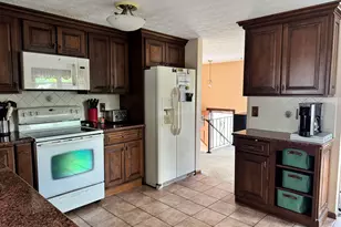 366 Blevens Dr, Manchester, NH 03104 - Photo 20