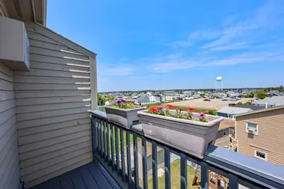 32 Ashworth Avenue #437, Hampton, NH 03842 - Photo 8
