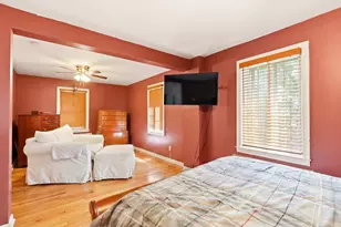 49 Aurore Ave, Manchester, NH 03109 - Photo 16