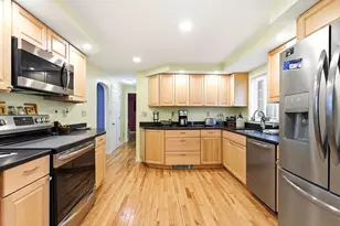 49 Aurore Ave, Manchester, NH 03109 - Photo 14