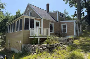 6 Milford St, Amherst, NH 03031 - Photo 2
