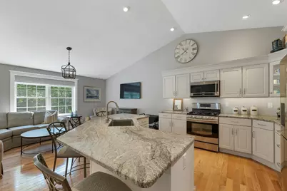 18 Weymouth Court #A, Hudson, NH 03051 - Photo 4