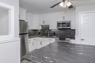 15 Northbrook Dr, Manchester, NH 03102 - Photo 4