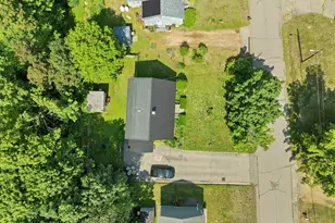21 Spruce St, Laconia, NH 03246 - Photo 50