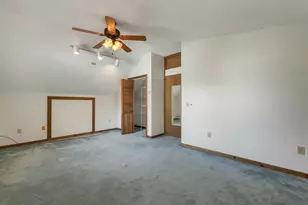 21 Spruce St, Laconia, NH 03246 - Photo 32