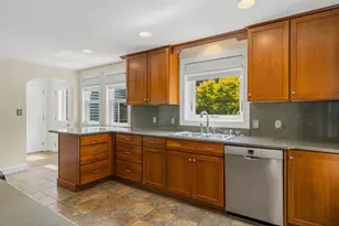 35 Stevens Hill Rd, Nottingham, NH 03290 - Photo 2