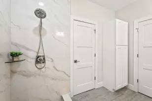 61 Driftwood Cir, Sandown, NH 03873 - Photo 28