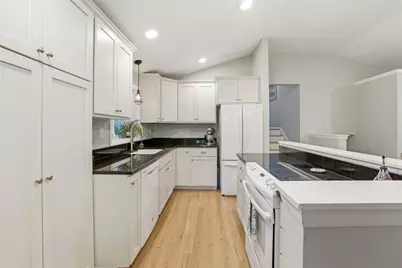 65 Londonderry Road, Windham, NH 03087 - Photo 6