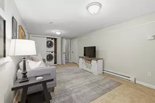65 Londonderry Rd, Windham, NH 03087 - Photo 22