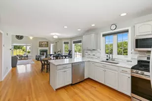 248 Grant Rd, Newmarket, NH 03857 - Photo 4