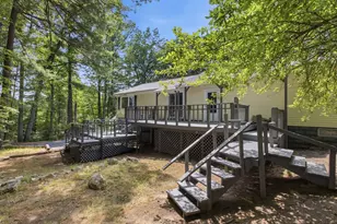 37 Hall Rd, Londonderry, NH 03053 - Photo 24