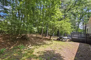 37 Hall Rd, Londonderry, NH 03053 - Photo 18