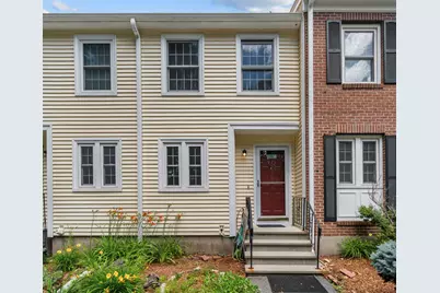 923 Fox Hollow Way #923, Manchester, NH 03104 - Photo 1