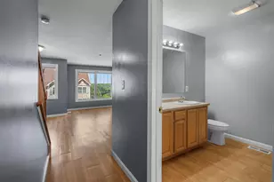 17 Tammy Ct, Hudson, NH 03051 - Photo 8
