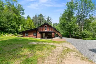 529 Maple St, Newport, NH 03773 - Photo 4