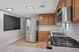 7 Raleigh Dr, Nashua, NH 03062 - Photo 10