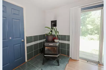 22 Holton Circle, Londonderry, NH 03053 - Photo 20