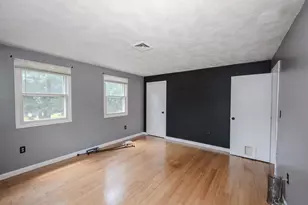 22 Holton Cir, Londonderry, NH 03053 - Photo 34