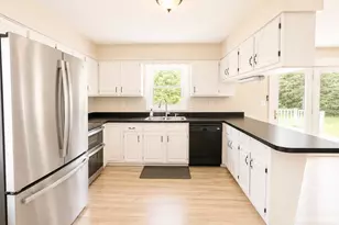 179 Couture Rd, Jefferson, NH 03583 - Photo 6