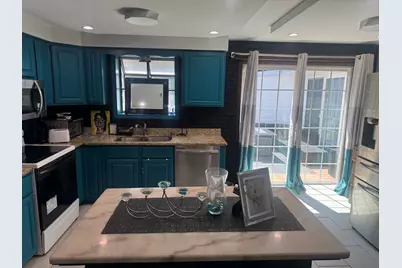 141 Hoyt Street, Manchester, NH 03103 - Photo 12